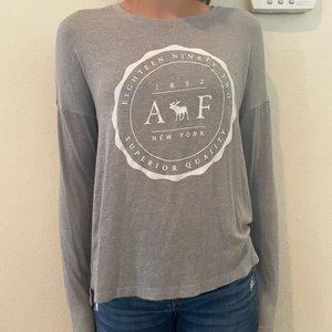 abercrombie- light grey sweater